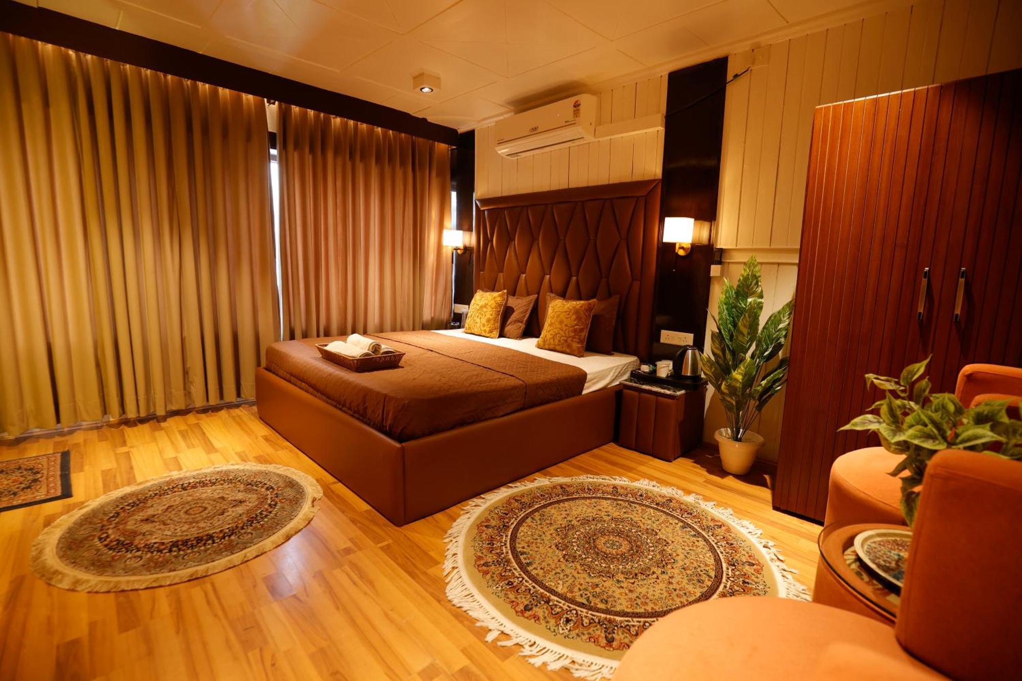Walisons Peace Resort Пахалгам Экстерьер фото